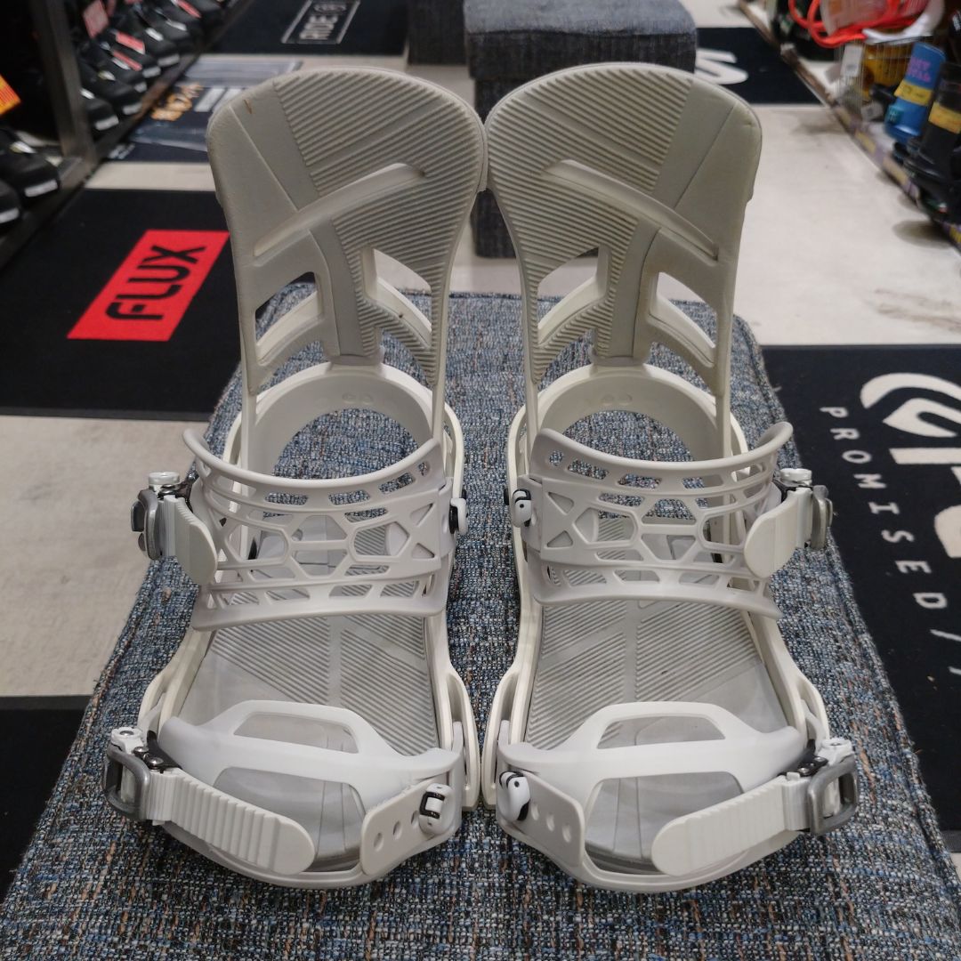 USE705【ムラスポ公式】BURTON バートン MISSION ミッション（ホワイト