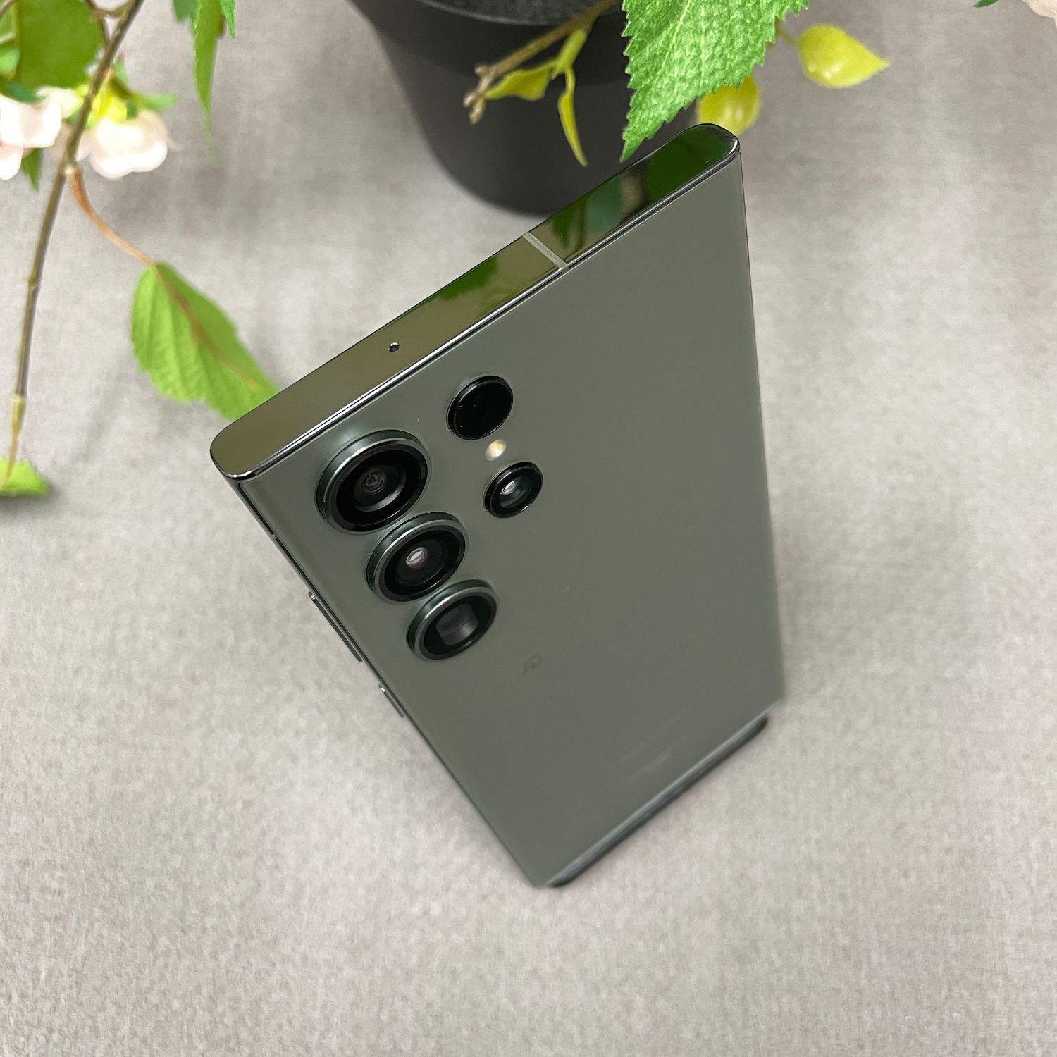 新品同様 Galaxy S23 Ultra 256GB グリーン 国内SIMフリー 送料無料