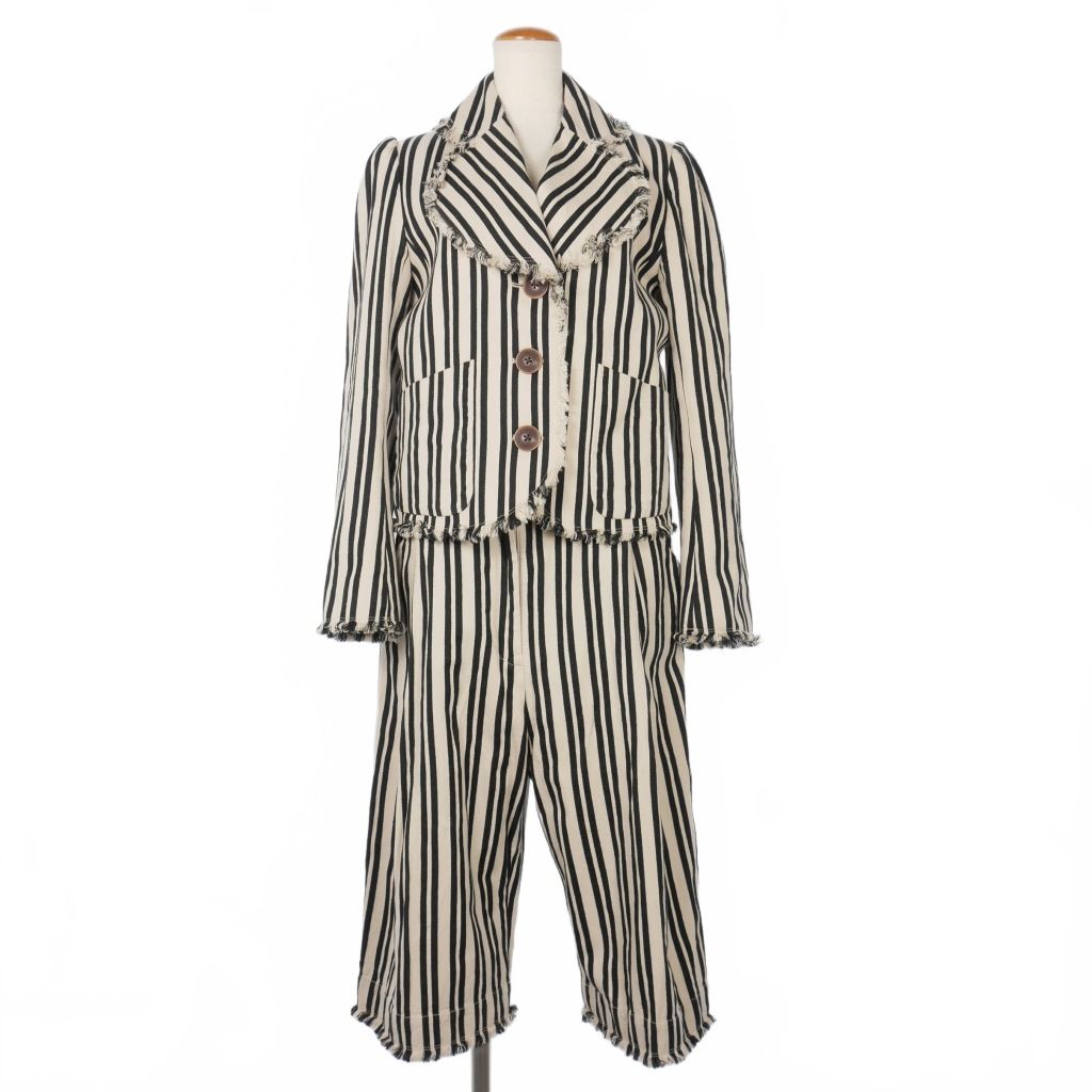 ヴィヴィアンウエストウッドレッドレーベル Vivienne Westwood RED