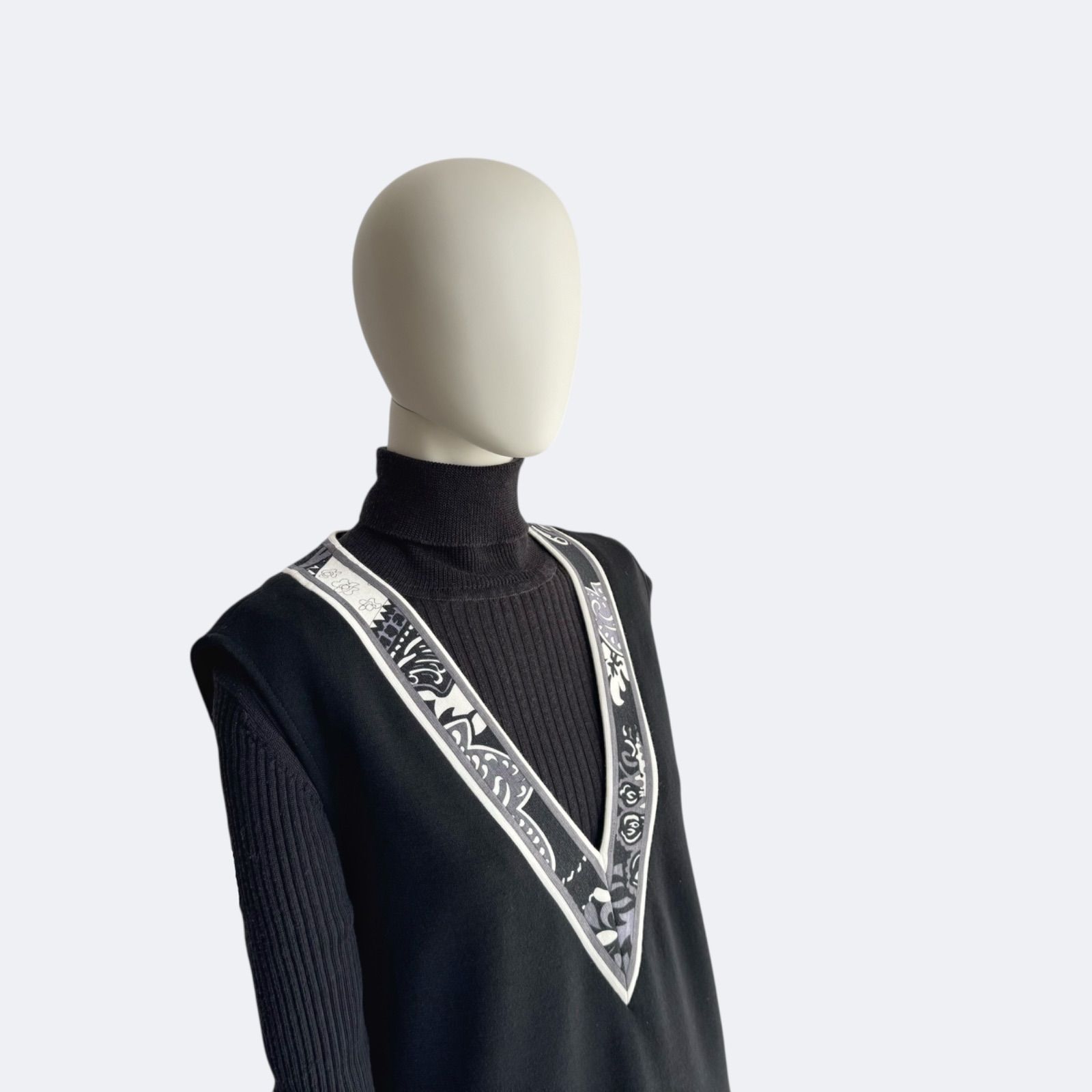 e38 超美品　レオナール　LEONARD　ロングノースリーブ e38 超美品 レオナール LEONARD ロングノースリーブ