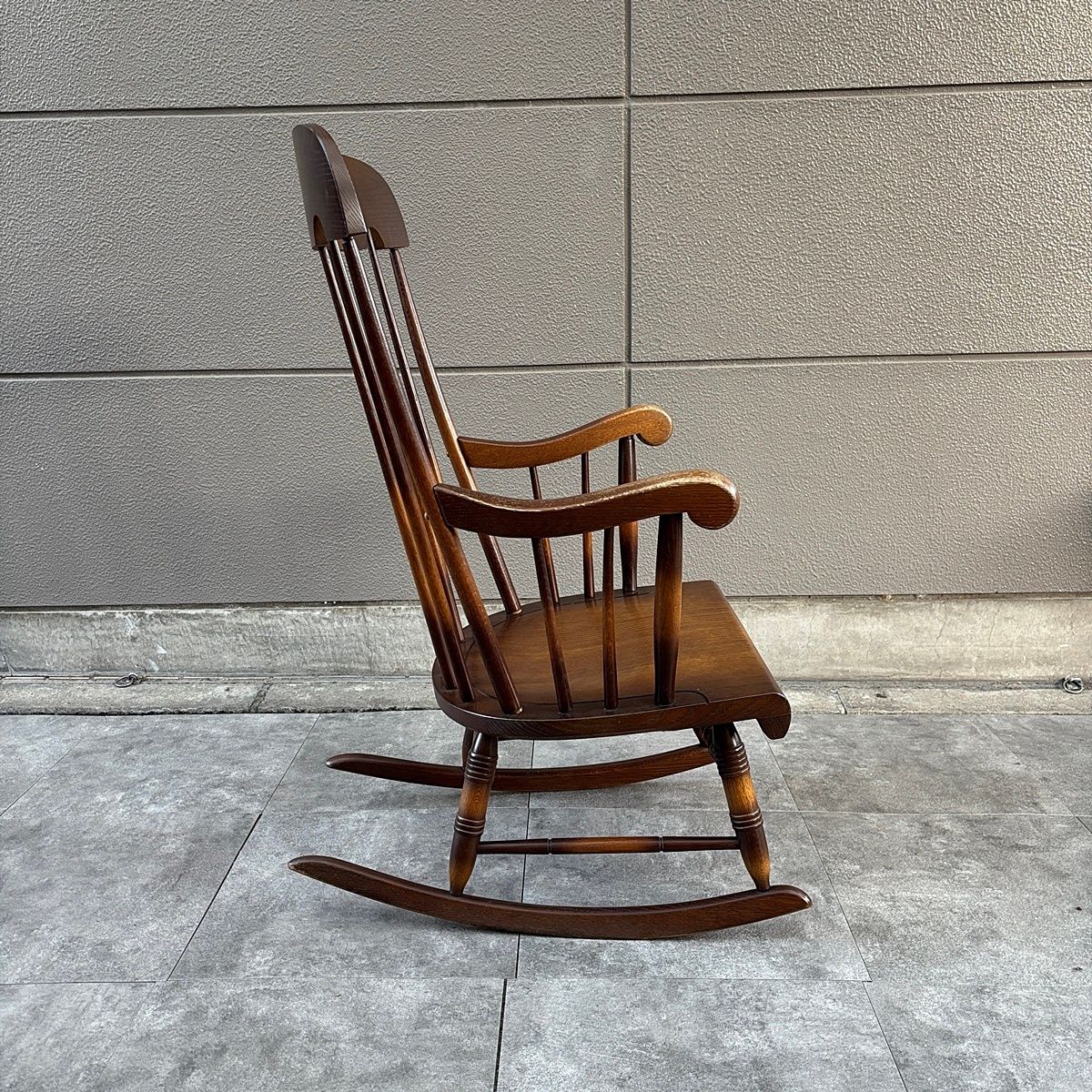 キツツキ ロッキングチェア 木製 揺り椅子 ゆりかご アームチェア 飛騨産業 キツツキ ロッキングチェア 木製 揺り椅子 ゆりかご アームチェア 飛騨産業