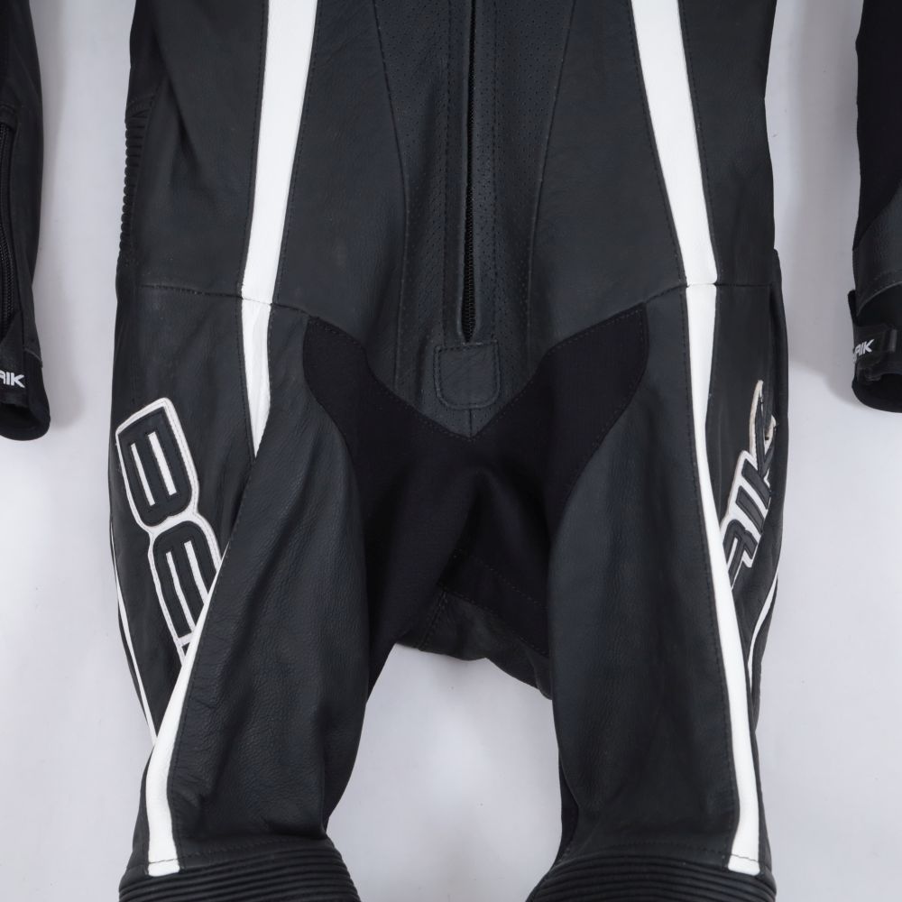 MFJ公認 ツナギ 本革 レーシングスーツ ベリック2.0 正規品 返品 サイズ相談 試着可/大分発◇44◇MFJ公認 未使用保管品 レザー