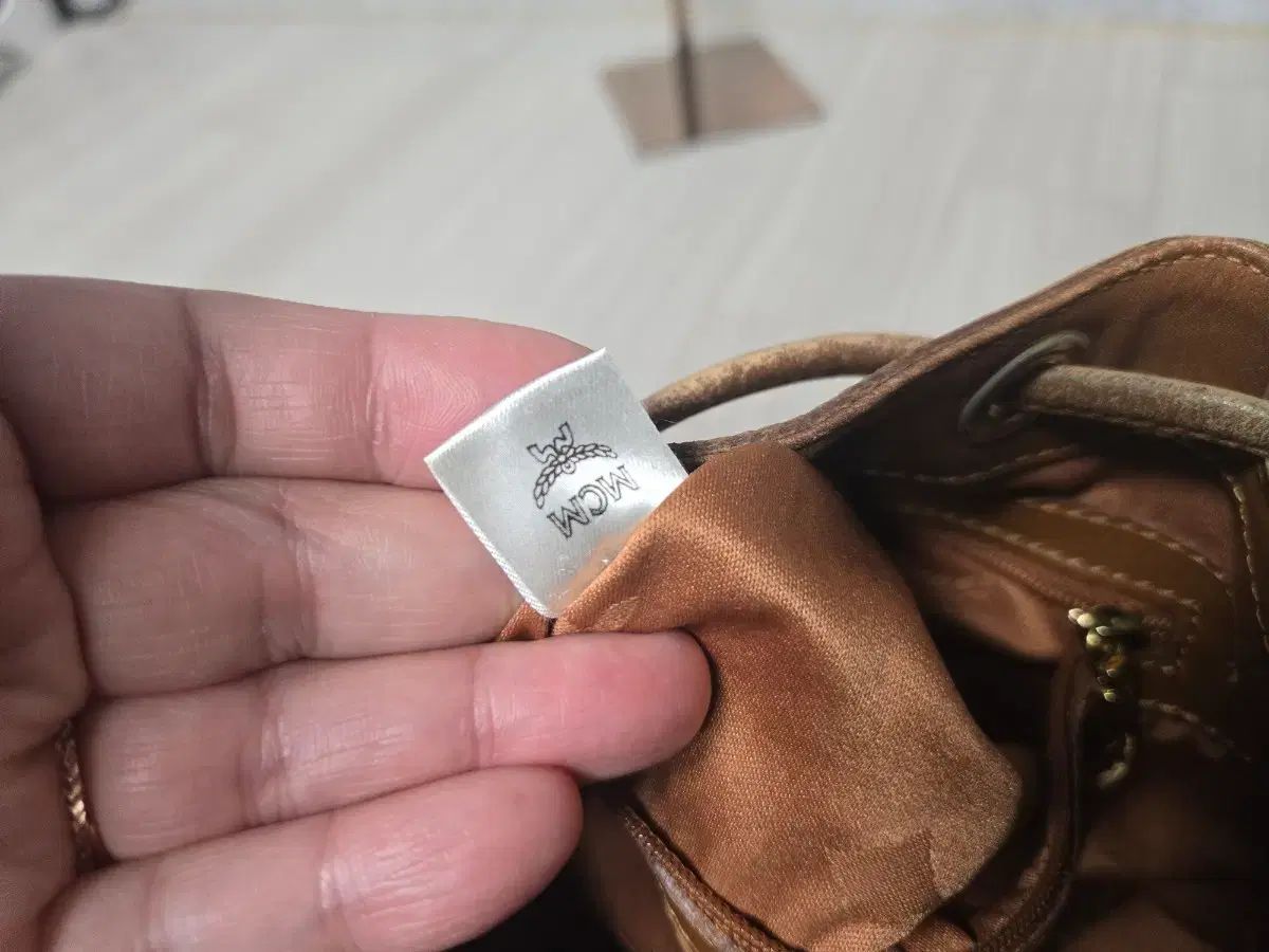 MCM バケットバッグ 中型 ブラウン MCM バケットバッグ 中型 ブラウン Woman ブラウン レザー バケット