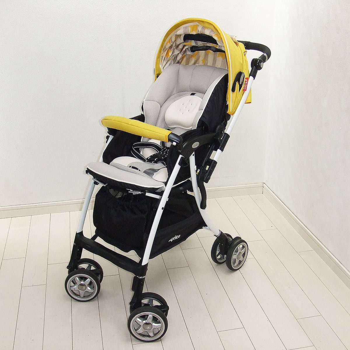 ベビーカー 中古 アップリカ ラクーナビッテ Aprica Bitte 1カ月から3