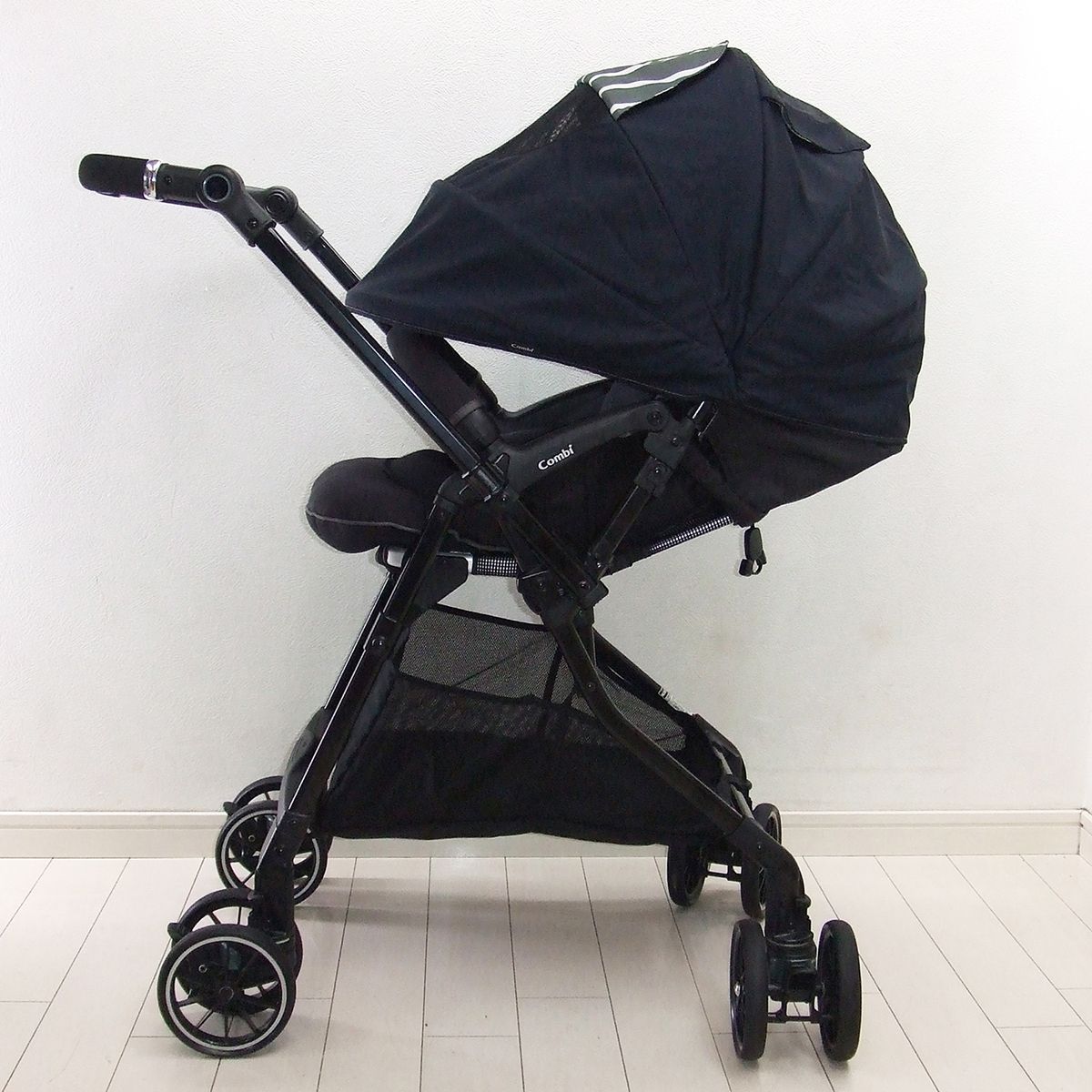 ベビーカー コンビWL スゴカル4キャス compact エッグショック HK