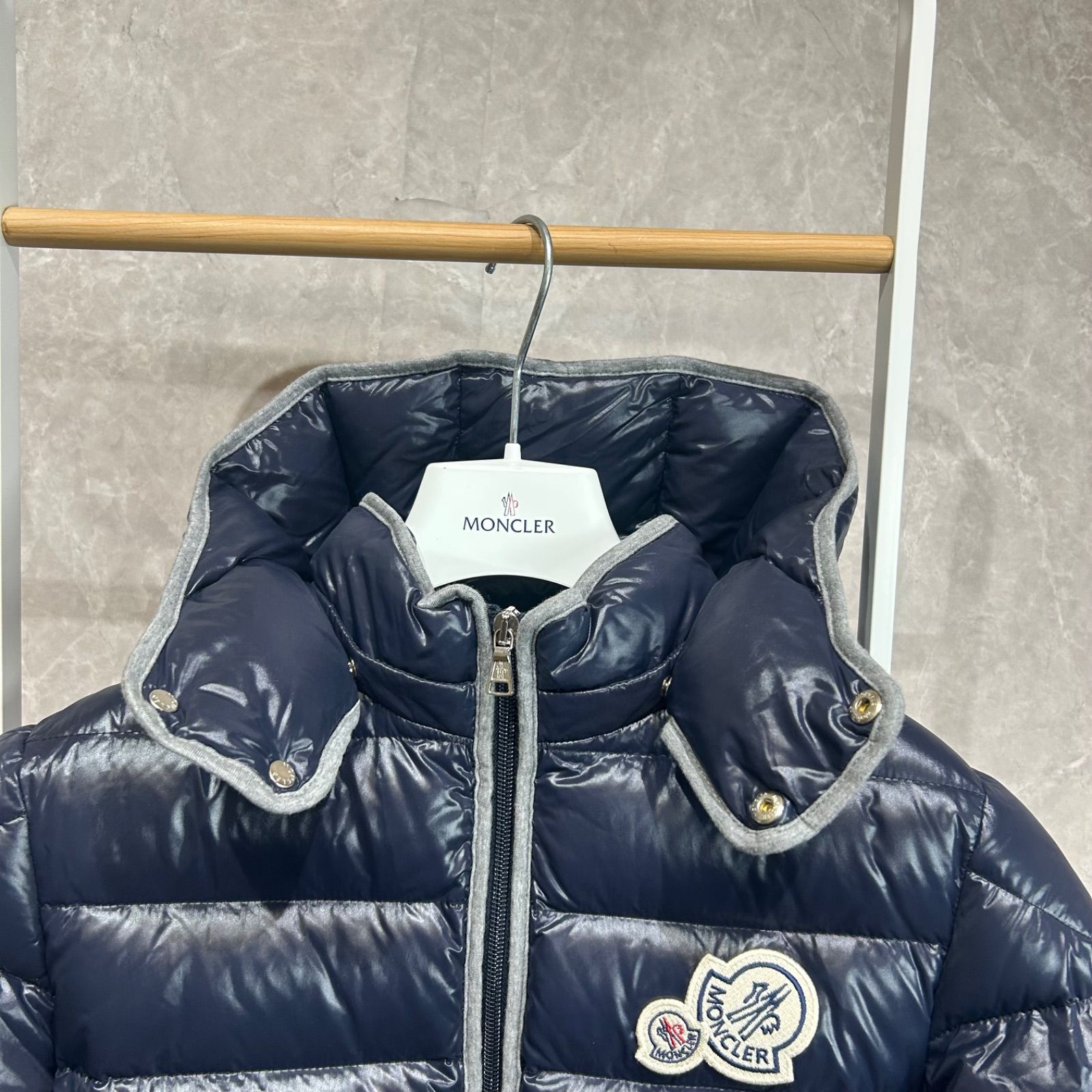 大人OK】【極美品】 MONCLER モンクレールダブルワッペン ダウン