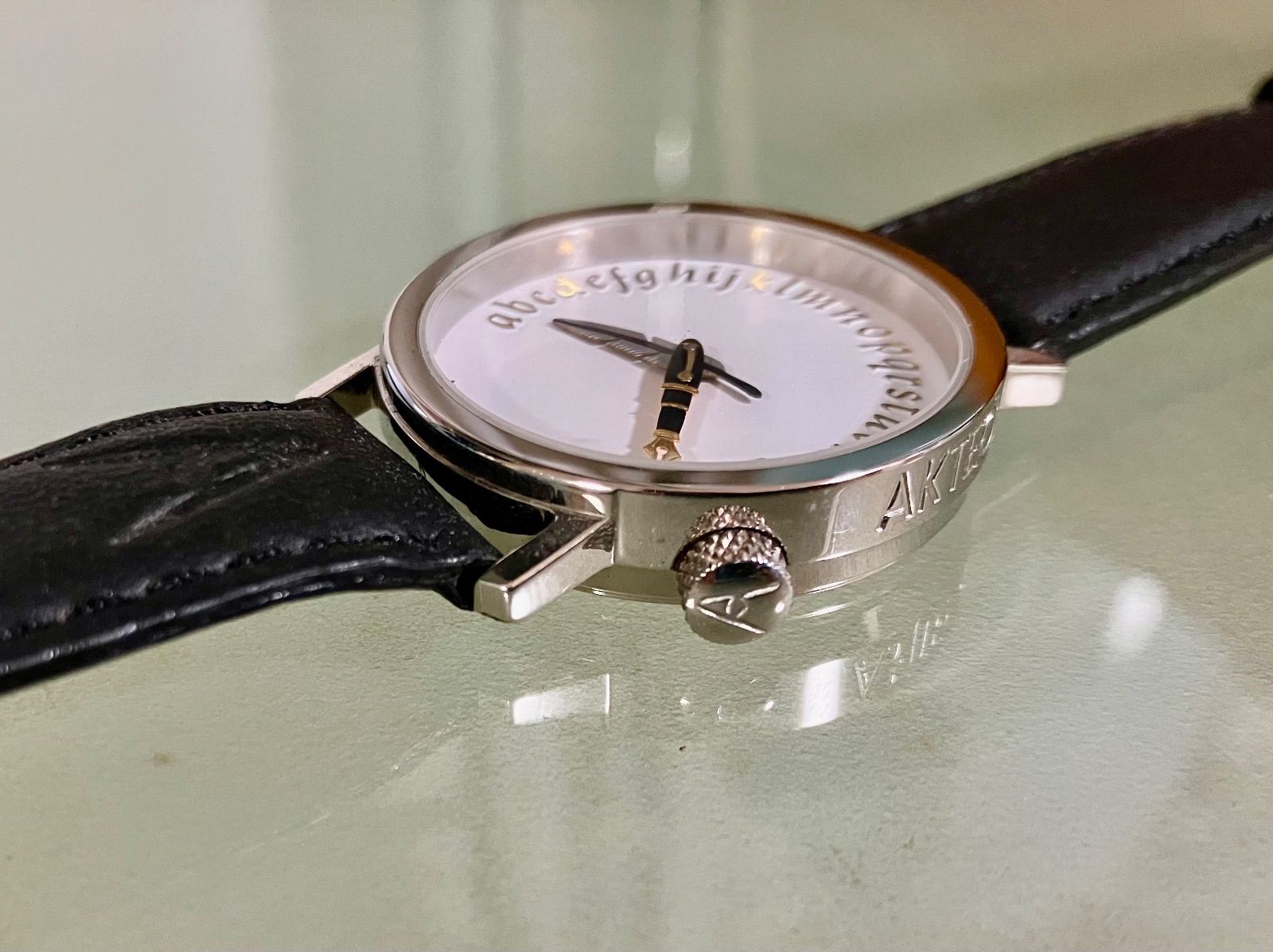 ☆稼働品☆AKTEO アクテオ☆万年筆＆羽ペン☆QZ☆純正ベルト☆ボーイズ