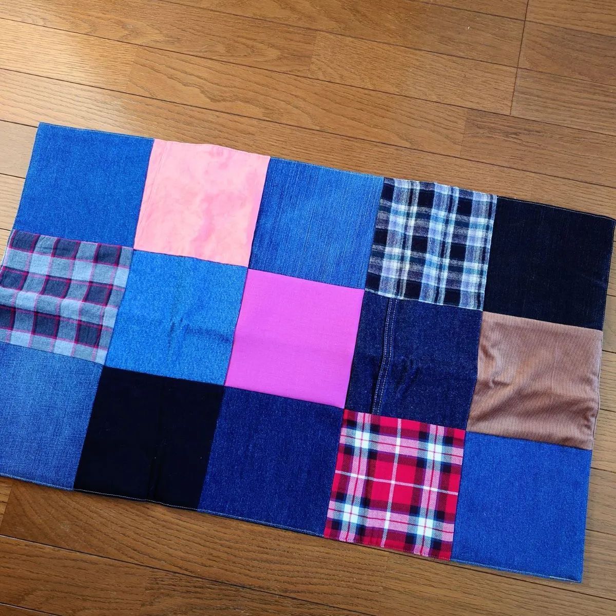 145☆USEDデニムリメイク☆マルチカバー☆48×81センチ☆パッチワーク