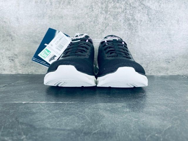 専用出品 新品タグ付き SKECHERS スケッチャーズ 179341-BLK レディース 24.5cm