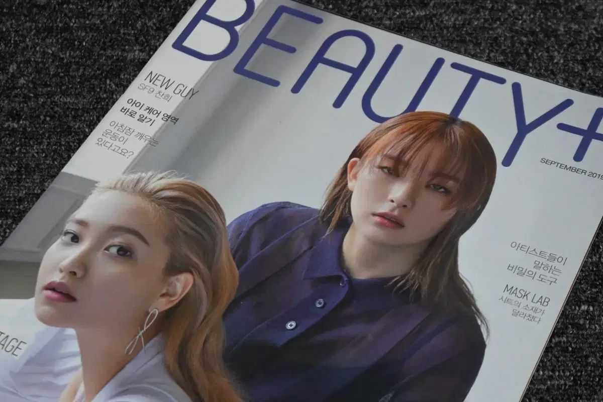 韓国国内雑誌) ビューティー쁠 Beauty+ 2019 9 (表紙 : Red Velvet