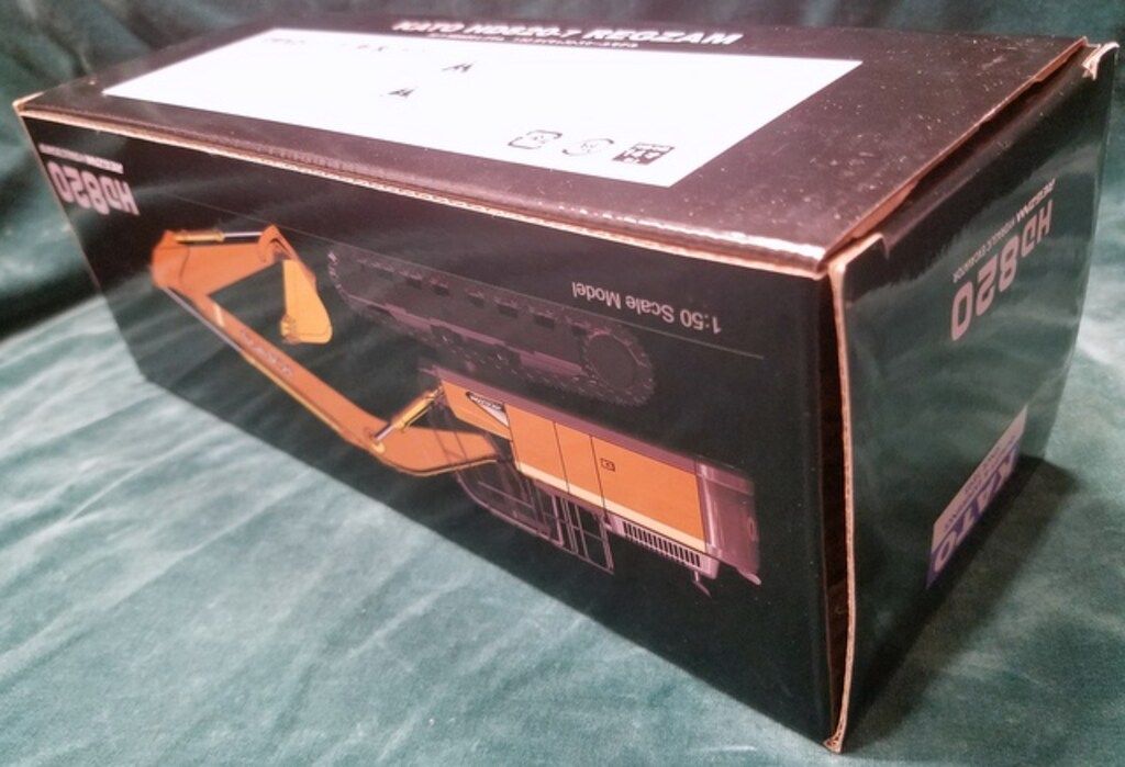 KATO 1/50スケール HD820 REGZAM HYDRAULIC EXCAVATOR - メルカリ