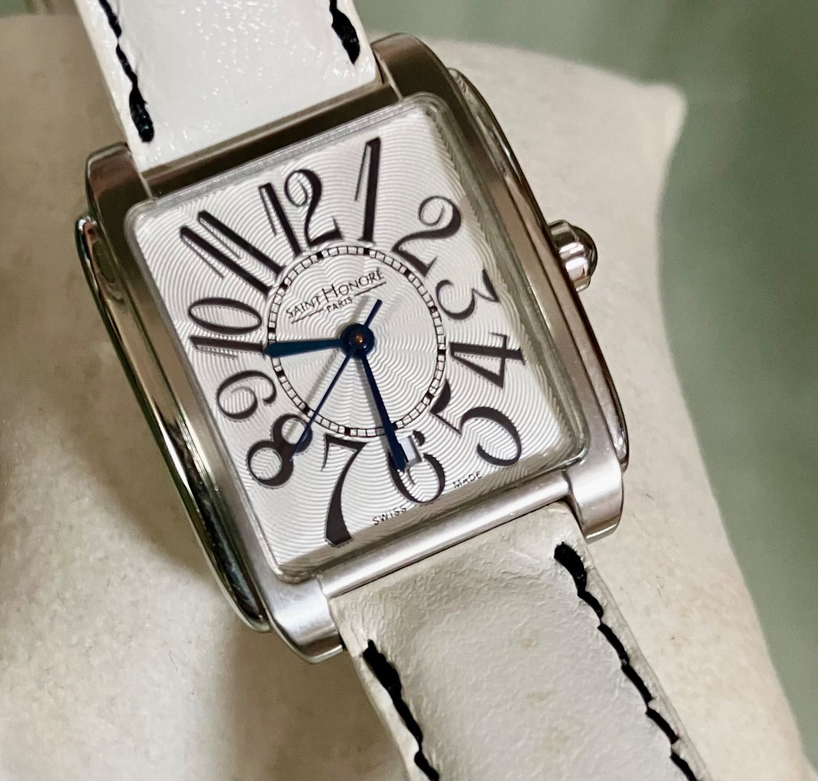 ☆稼働品☆SAINT HONORE サントノーレ☆シルバー文字盤☆QZ☆純正