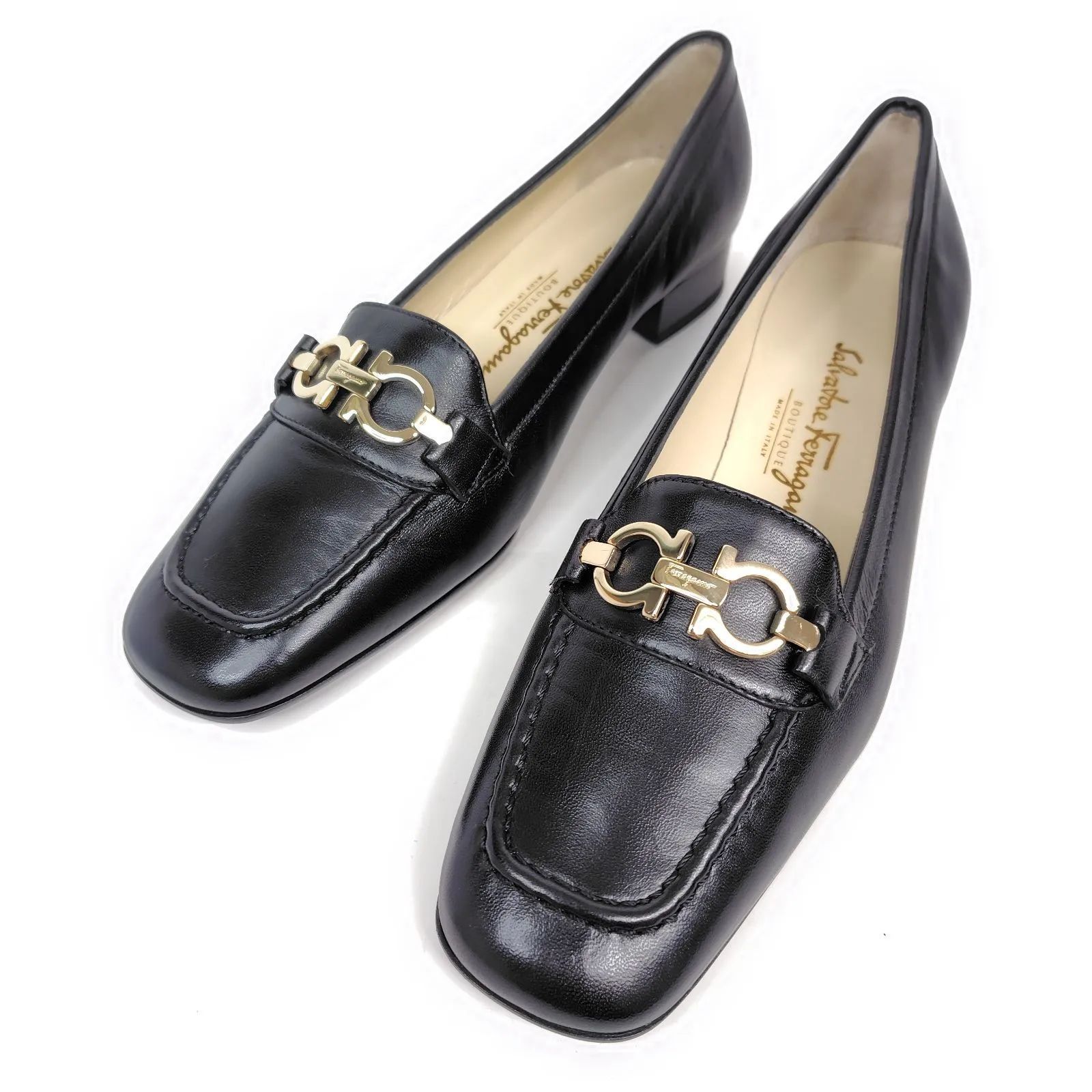 ☆未使用美品☆Salvatore Ferragamo フェラガモ 22.5cm パンプス 5.5D