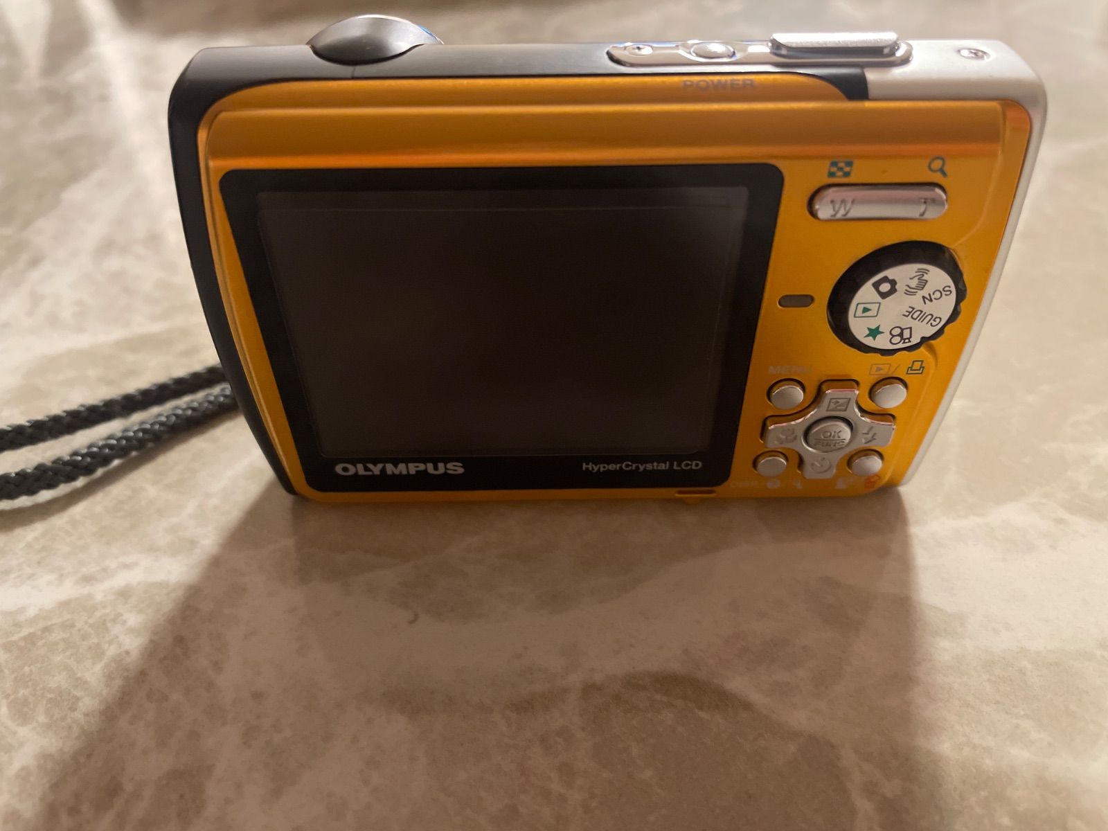 Olympus μ 790 SWデジカメ黄色オリンパス バッテリー2つ付き - メルカリ