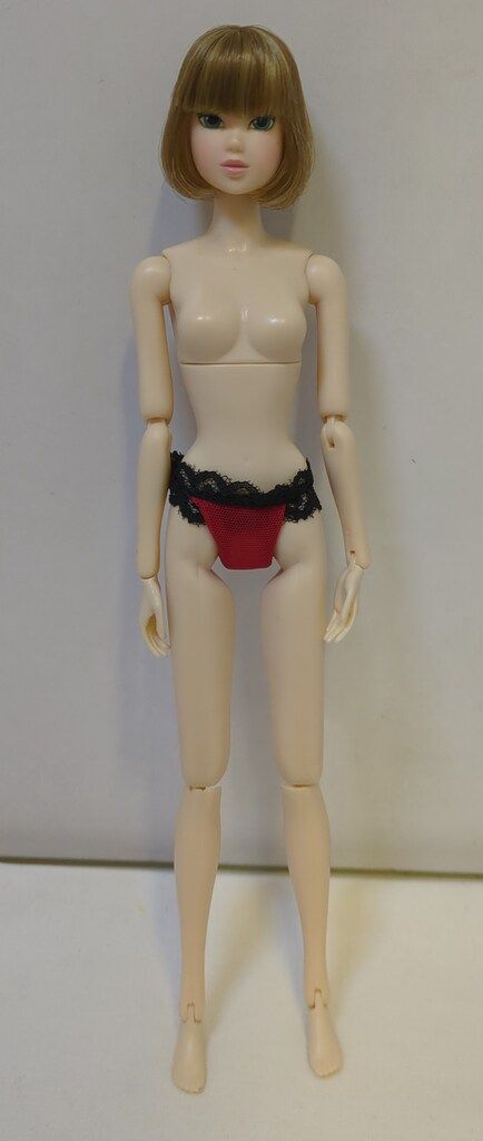 セキグチ momokoDOLL レーシーモダニスト