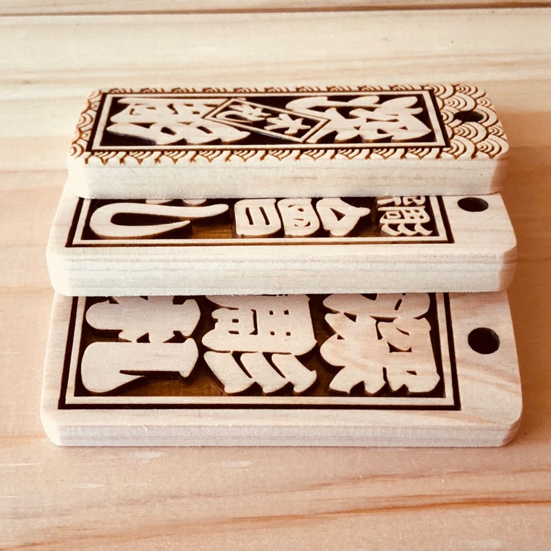 木札✨深彫りヒノキ✨喧嘩札 千社札 ✨迫力の深彫り6mm厚！✨お祭り