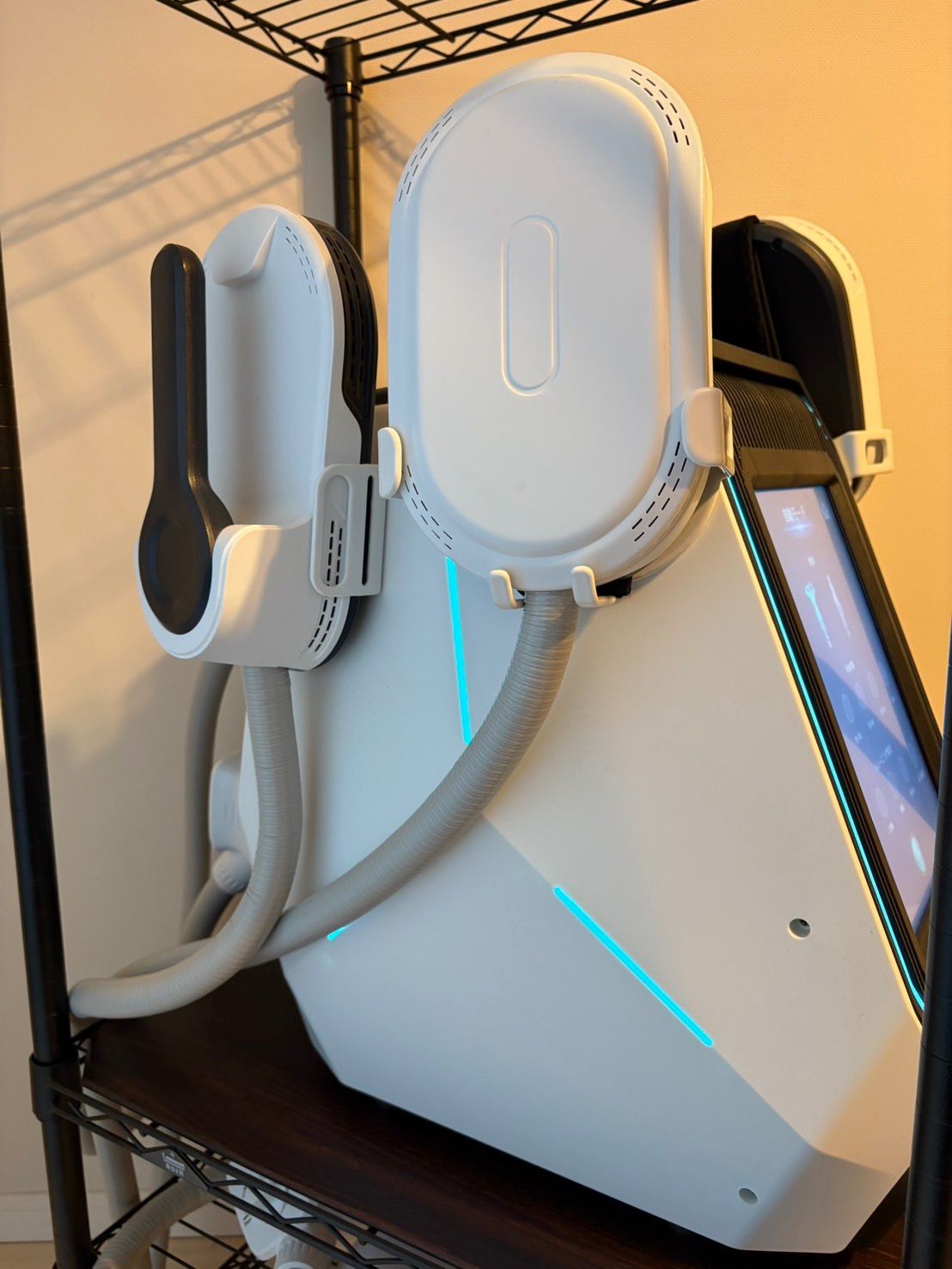 業務用】大手電磁パルス痩身マシン 中古美品 骨盤底筋付き - メルカリ