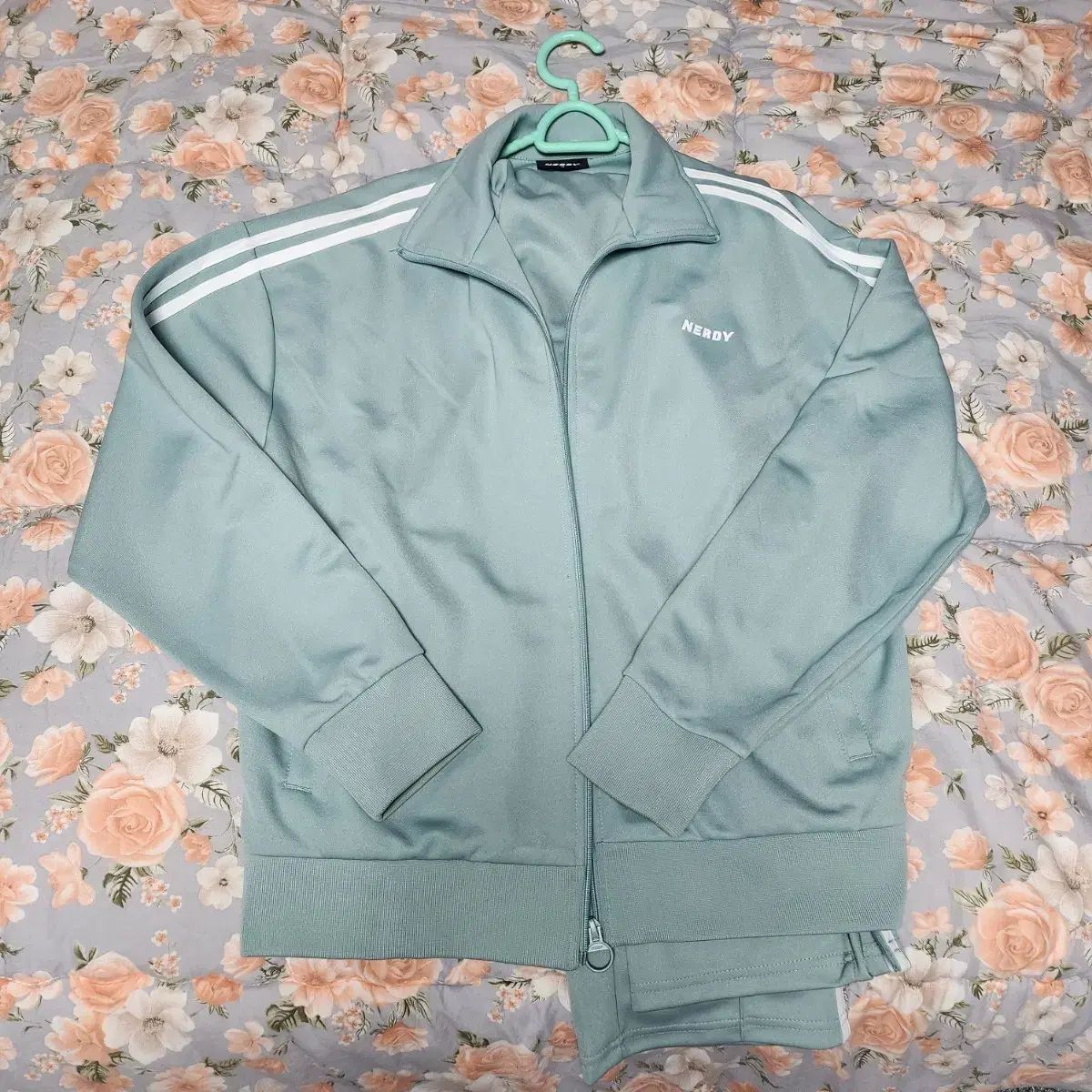 NERDY トラックジャージ トレーニングウェア セット M ミント - メルカリ