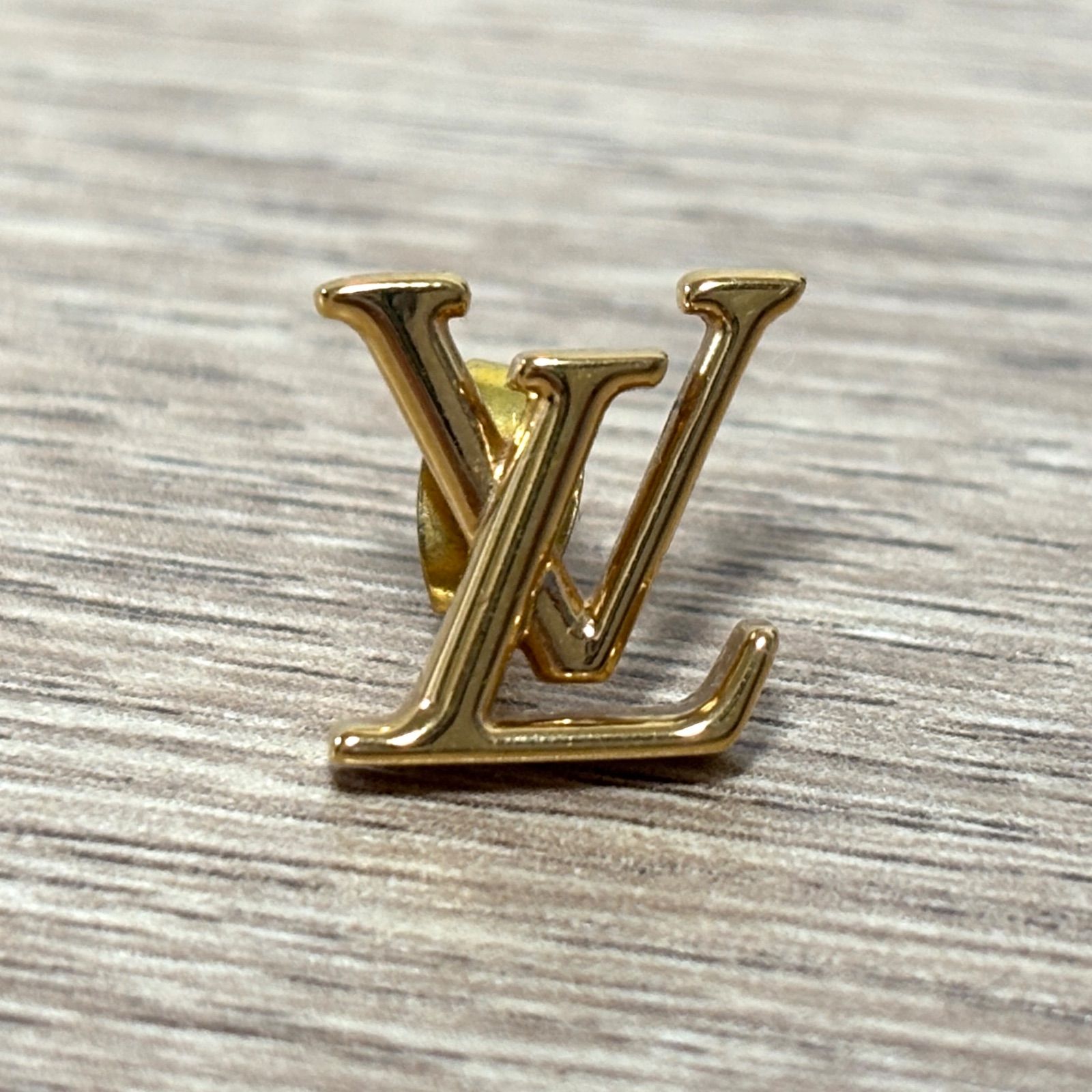 LOUIS VUITTON ルイヴィトン アイコニック ピアス LV ロゴ ゴールド