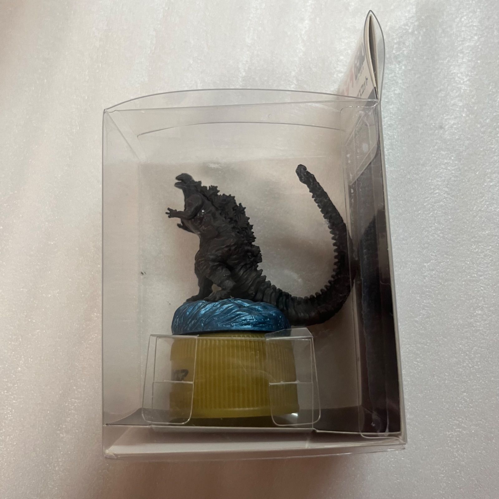 ゴジラ ボトルキャップ ゴジラスクエア 65周年 W5 - メルカリ