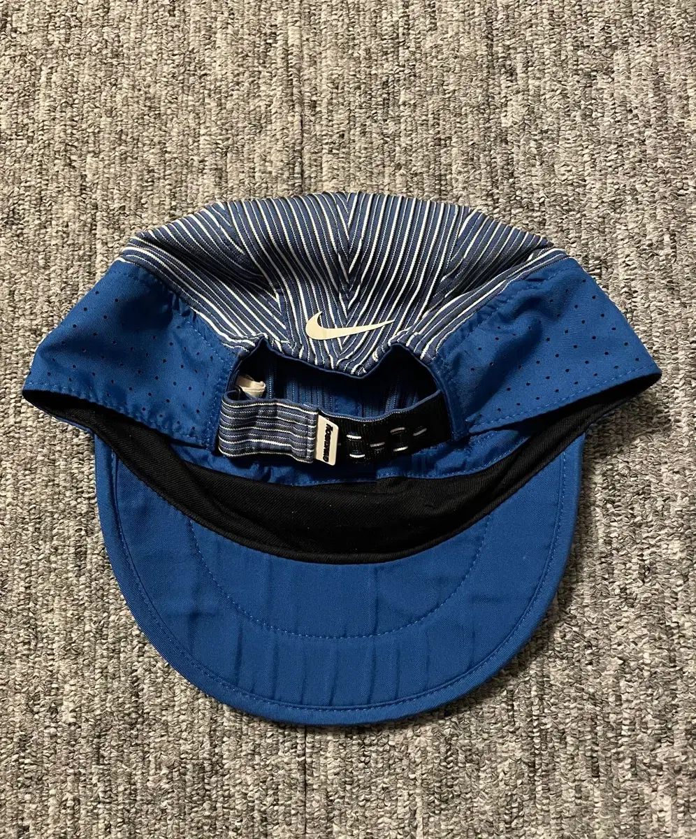 NIKE × UNDERCOVER ギャクソウ ランニングキャップ ベースボール