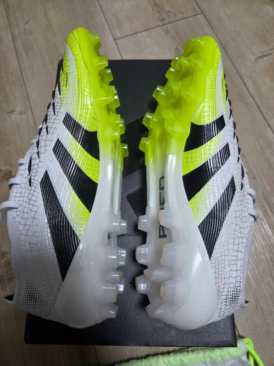 プレデター 25 エリート 2g3g 265 - メルカリ