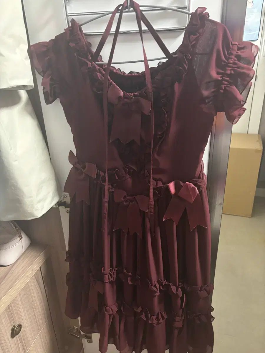 ANDROMEO バーガンディ フリル ロリータドレス ANDROMEO バーガンディ フリル ロリータ ドレス - メルカリ