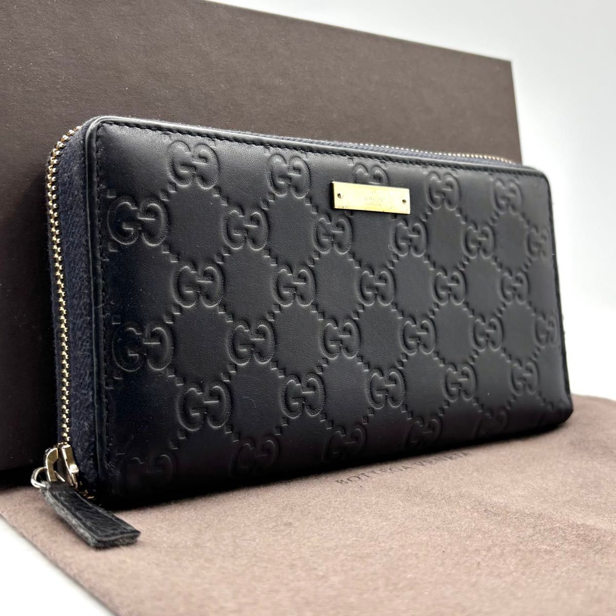 t26 GUCCI グッチ 長 財布 ジップ アラウンド ウォレット ラウンド