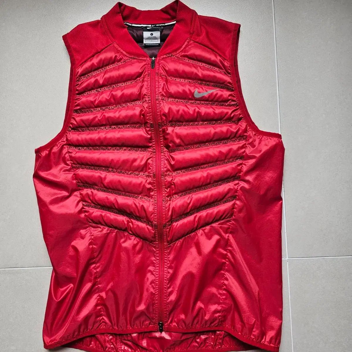 ナイキ ランニング エアロロフト ベスト 800 Lサイズ - メルカリ