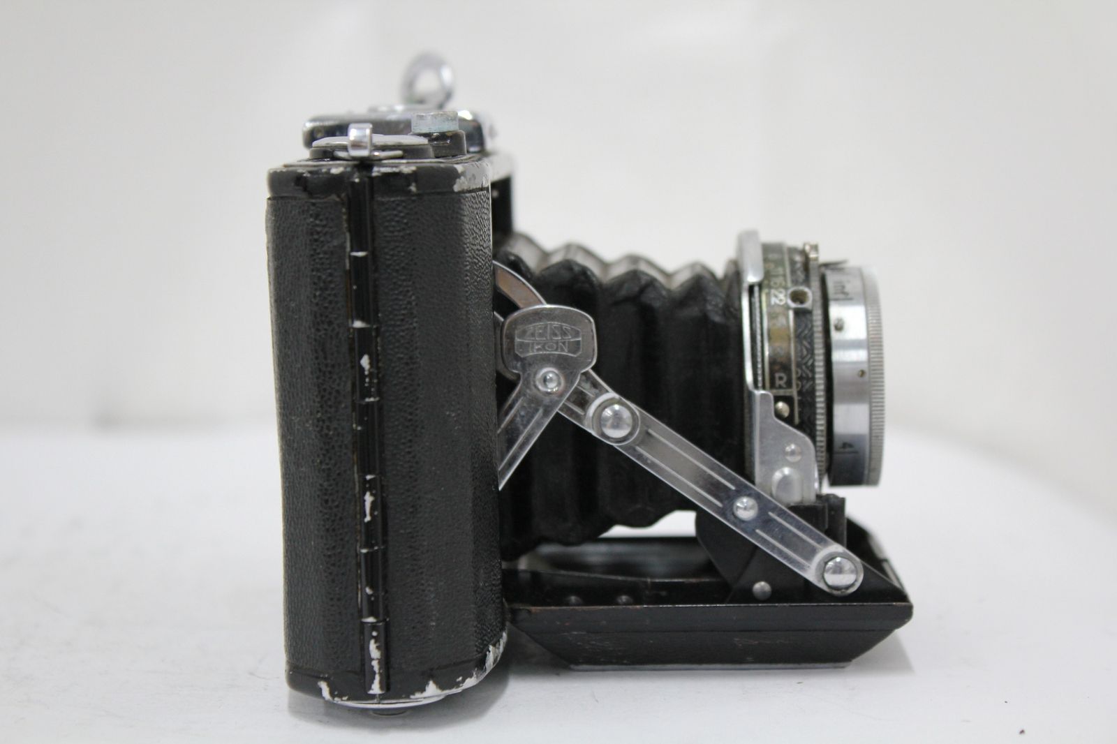 訳あり品】 ツァイスイコン Zeiss Ikon Ikonta 520/16 Tessar 7.5cm F3