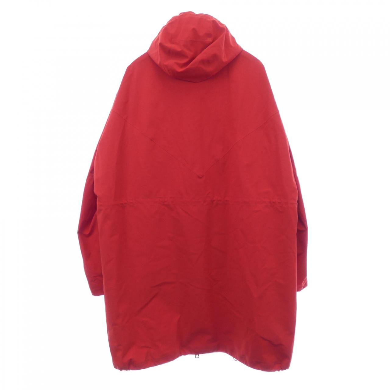 ☆彡ボッテガヴェネタの モード感漂う鮮やかな赤ウールコート ☆彡ボッテガヴェネタの モード感漂う鮮やかな赤ウールコート ☆彡ボッテガ