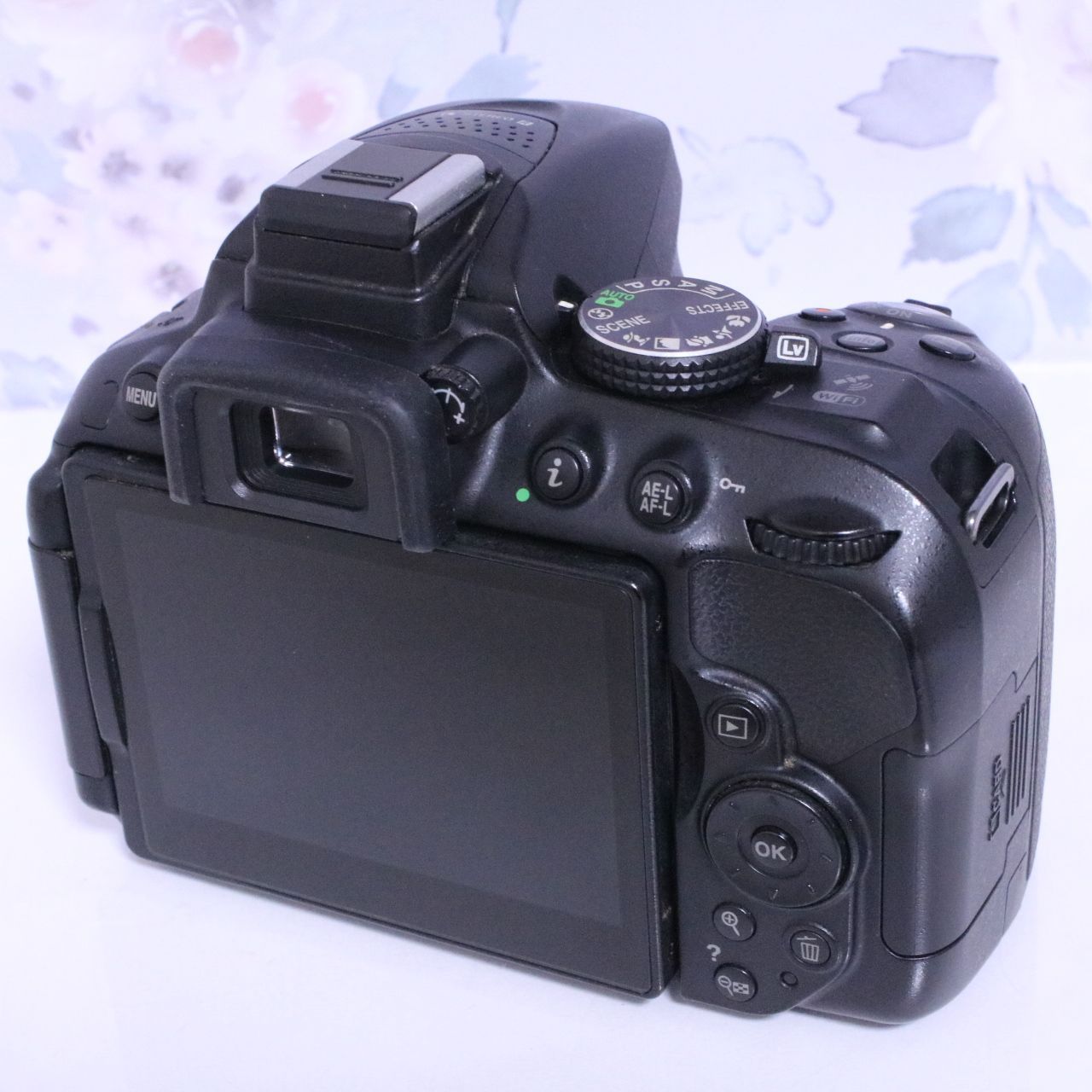 Nikon ニコン デジタル一眼レフ D5300 レンズキット ブラック 2400万