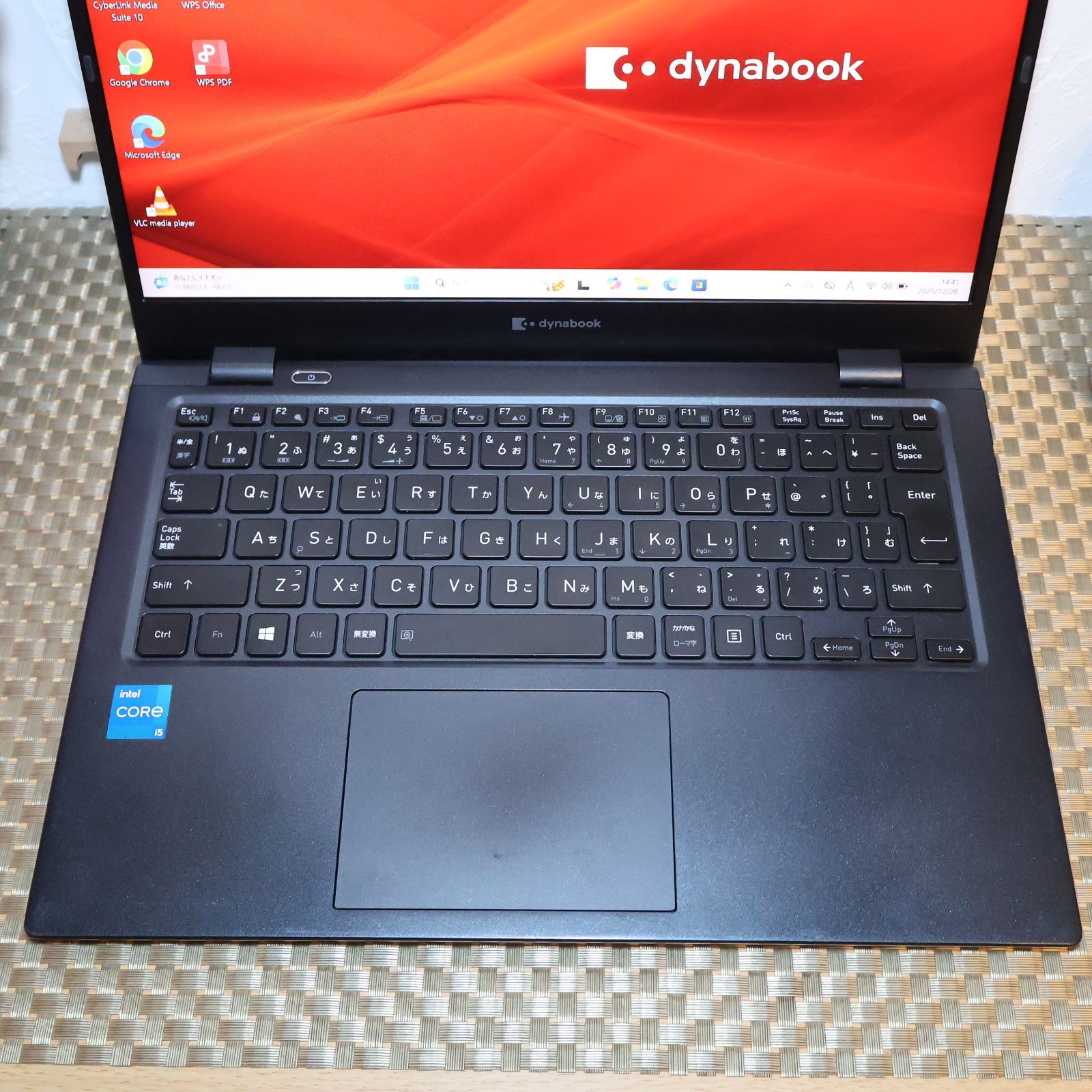 小型＆軽量Win11公式対応11世代Corei5/メ8G/SSD/無線/カメラ - メルカリ