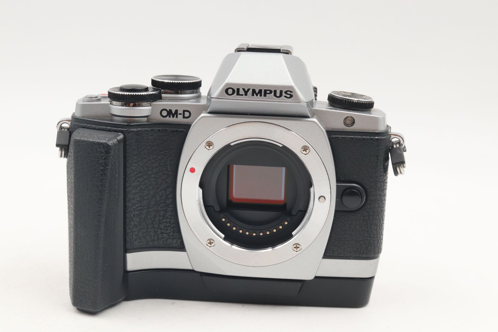 極上品☆オリンパス OLYMPUS OM-D E-M10 ボディ シャッター回数8471回