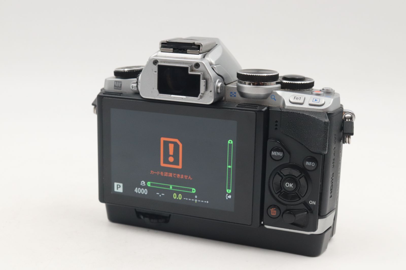 極上品☆オリンパス OLYMPUS OM-D E-M10 ボディ シャッター回数8471回