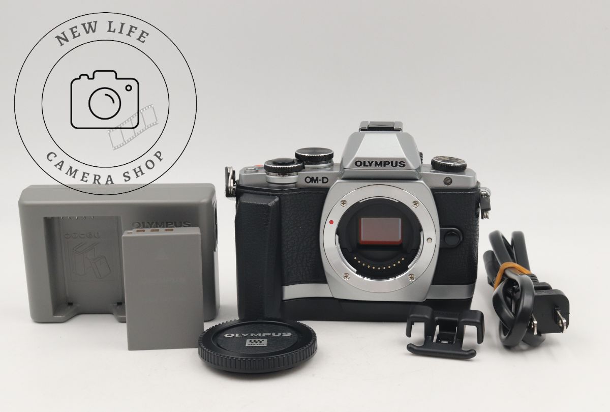 極上品☆オリンパス OLYMPUS OM-D E-M10 ボディ シャッター回数8471回