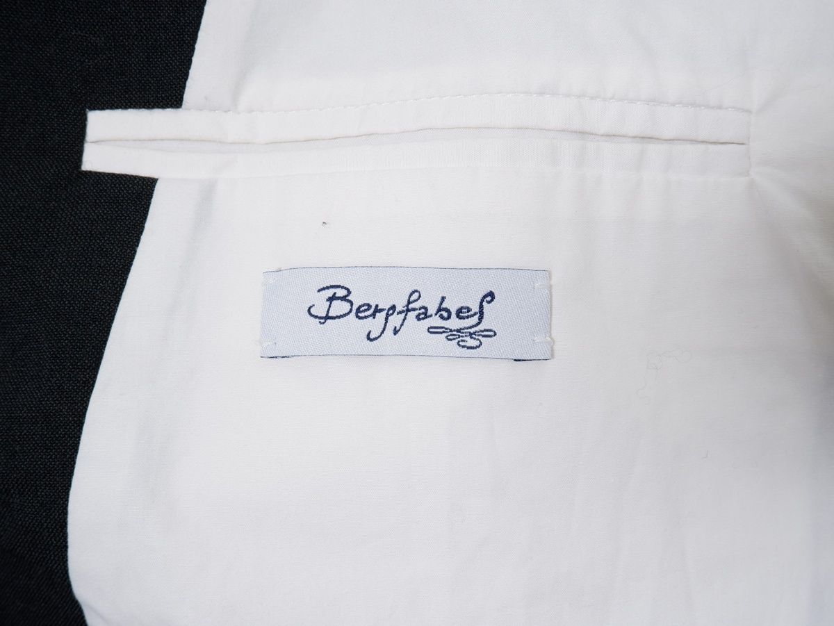 Bergfabelバーグファベル イタリア製 ウールカバーオールジャケット