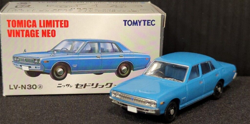 トミーテック TOMICA LIMITED VINTAGE NEO ニッサン セドリック