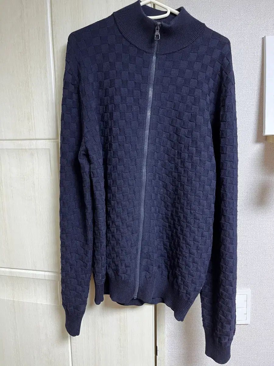 ルイヴィトン ダミエ シグネチャー ジップアップ カーディガン 出品