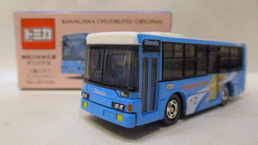 タカラトミーアーツ トミカ 神奈川中央交通オリジナル KANACHU 三菱
