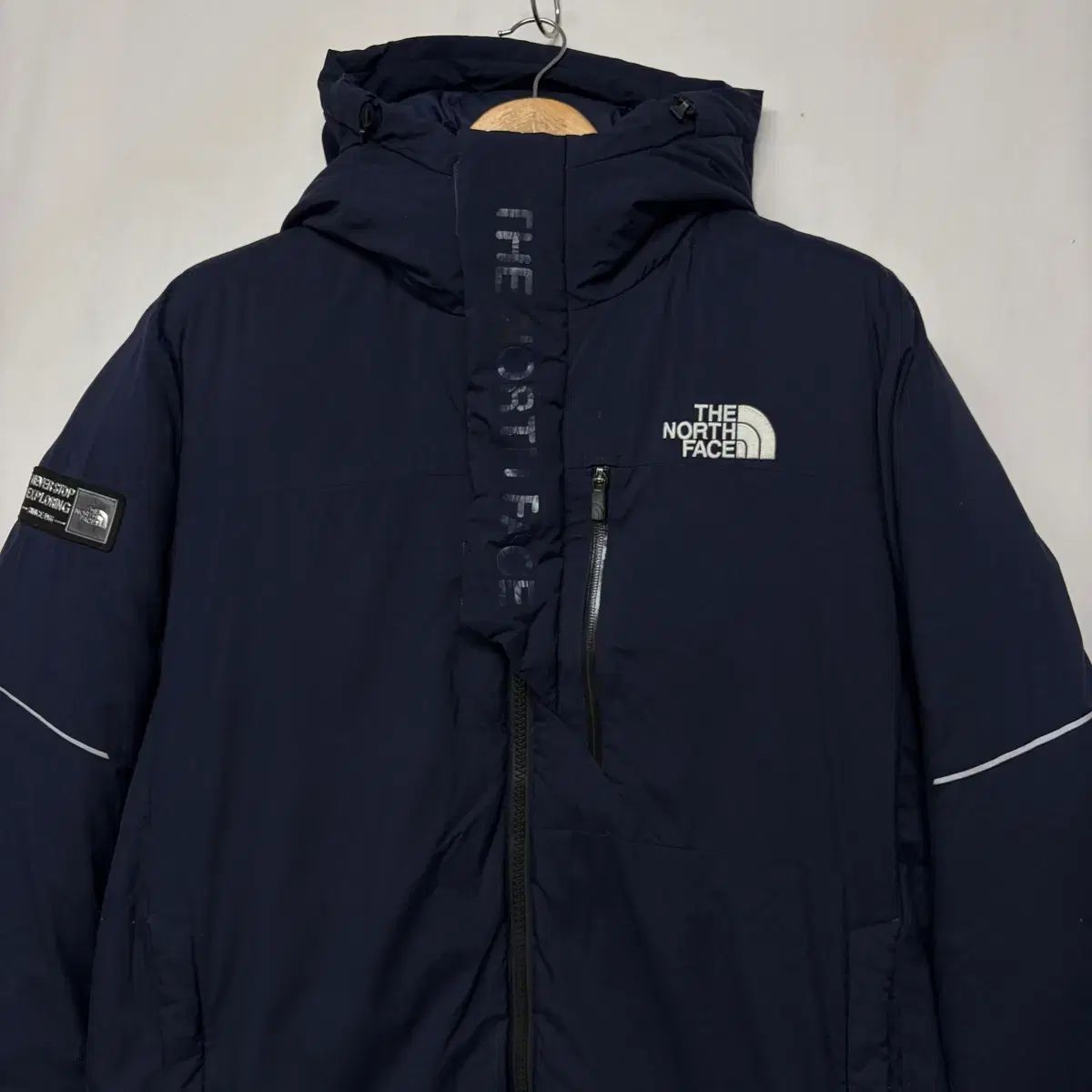 100/L THE NORTH FACE ザノースフェイス ネイビー ダウンジャケット 