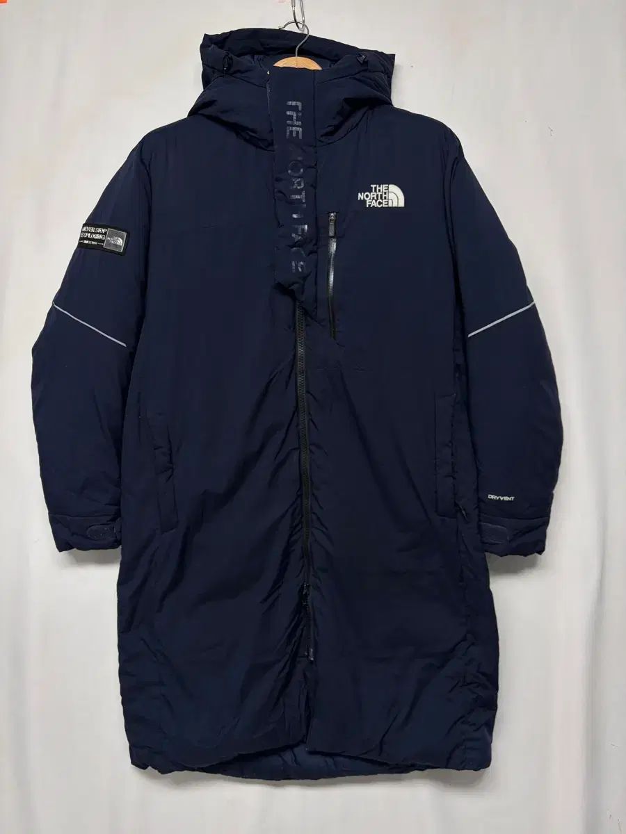 100/L THE NORTH FACE ザノースフェイス ネイビー ダウンジャケット