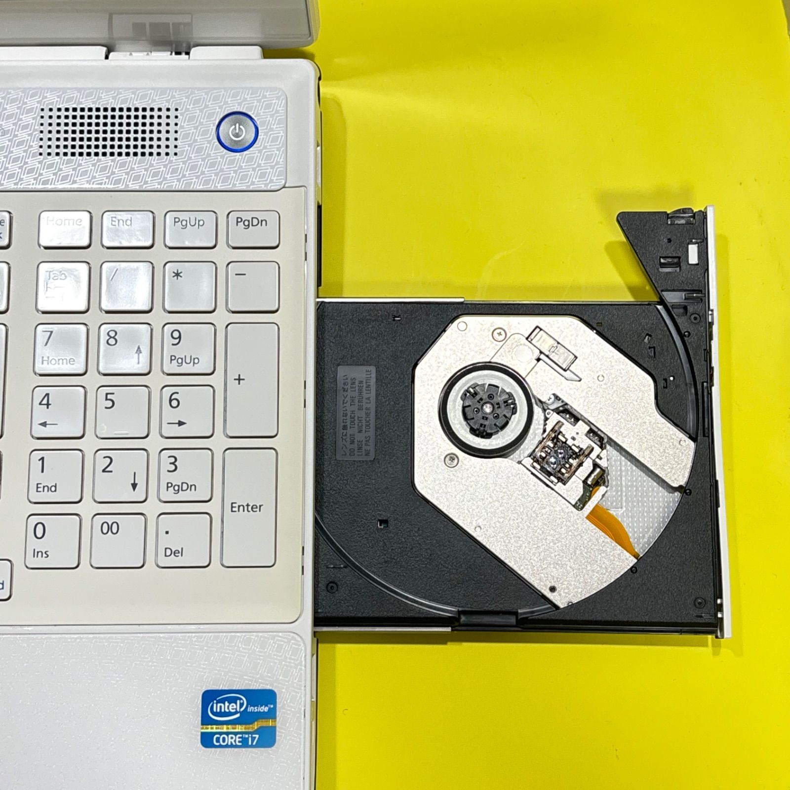 美品✨Core i7✨SSD搭載富士通ノートPC Win11 Office付 - メルカリ