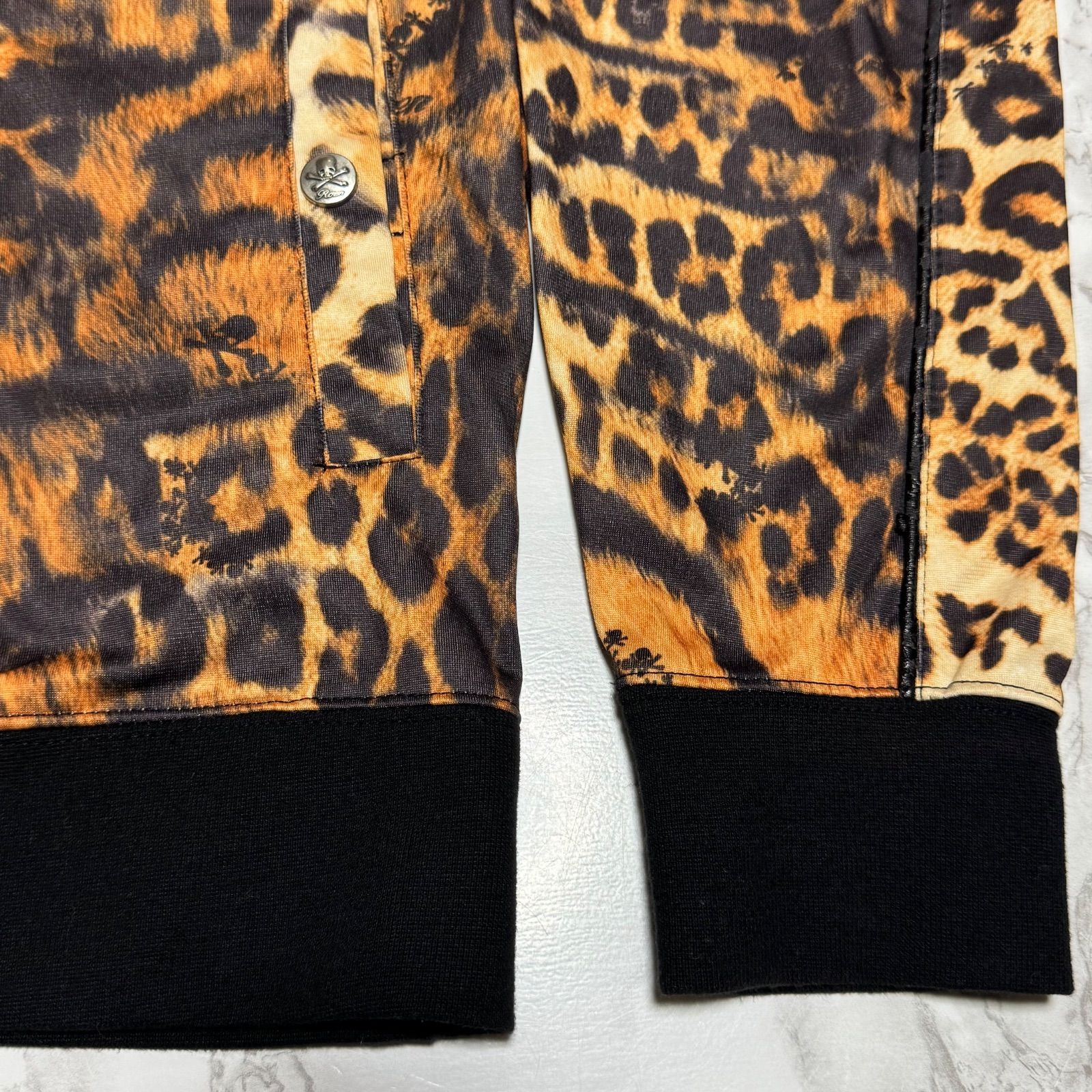 ロエン ナポレオン ジャケット 豹柄 インナー ベスト ロアー 系 ロエン ナポレオン ジャケット 豹柄 インナー ベスト ロアー 系 ロエン