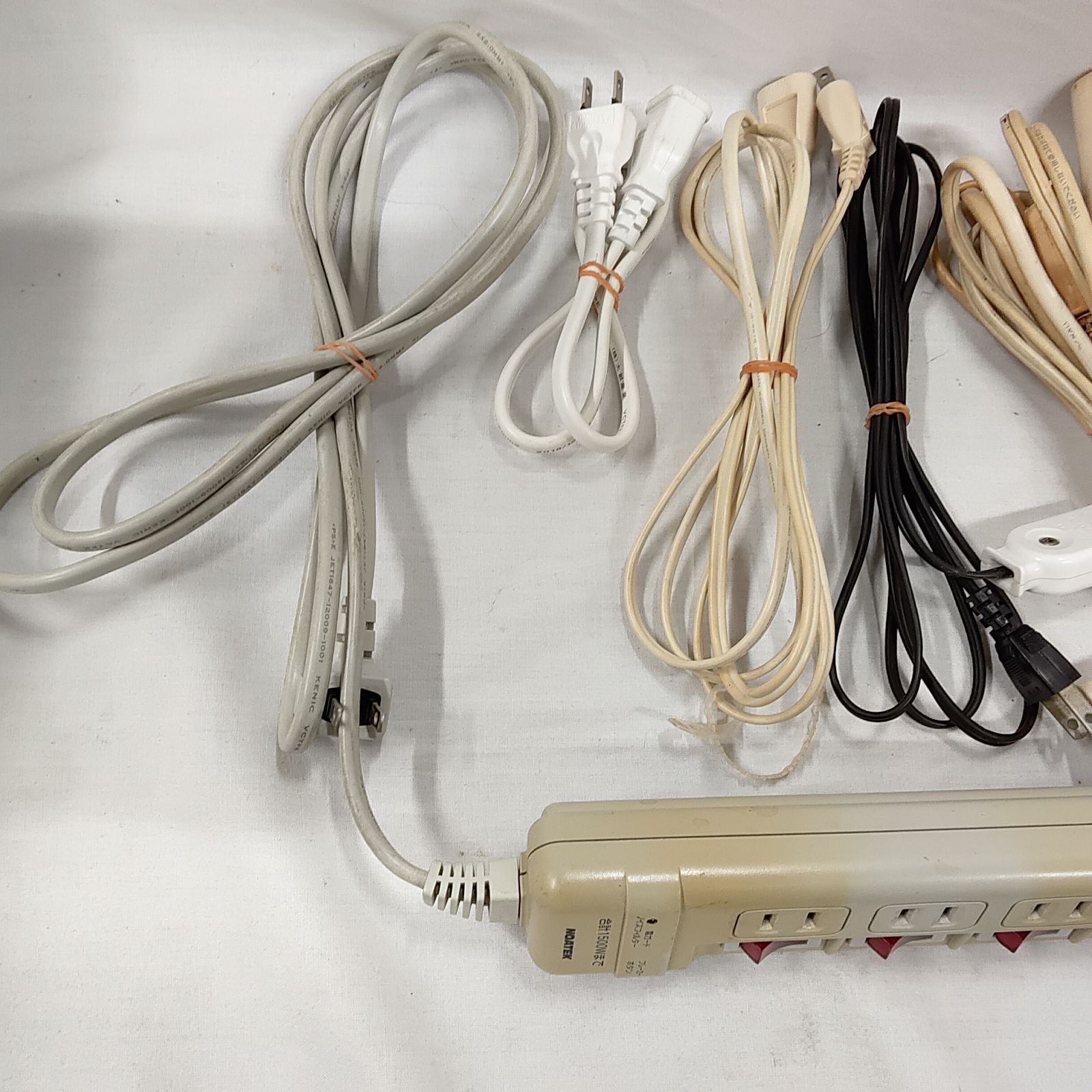 中古品・延長コード サイズ色々 6本 R244 - メルカリ