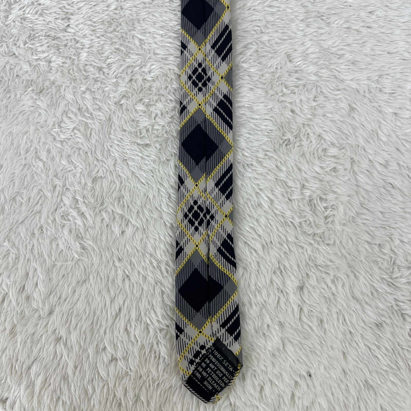 美品》GIANNI VERSACE (ジャンニヴェルサーチ) シルクネクタイ 総柄