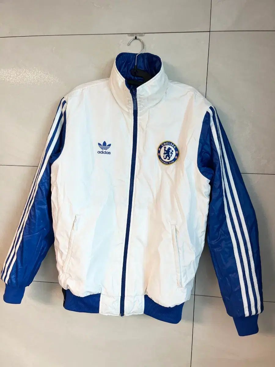 М adidas チェルシーFC ジャージ リバーシブル 非売品 アディダス チェルシーFC 白 パ リバーシブル ジャケット 100 - メルカリ