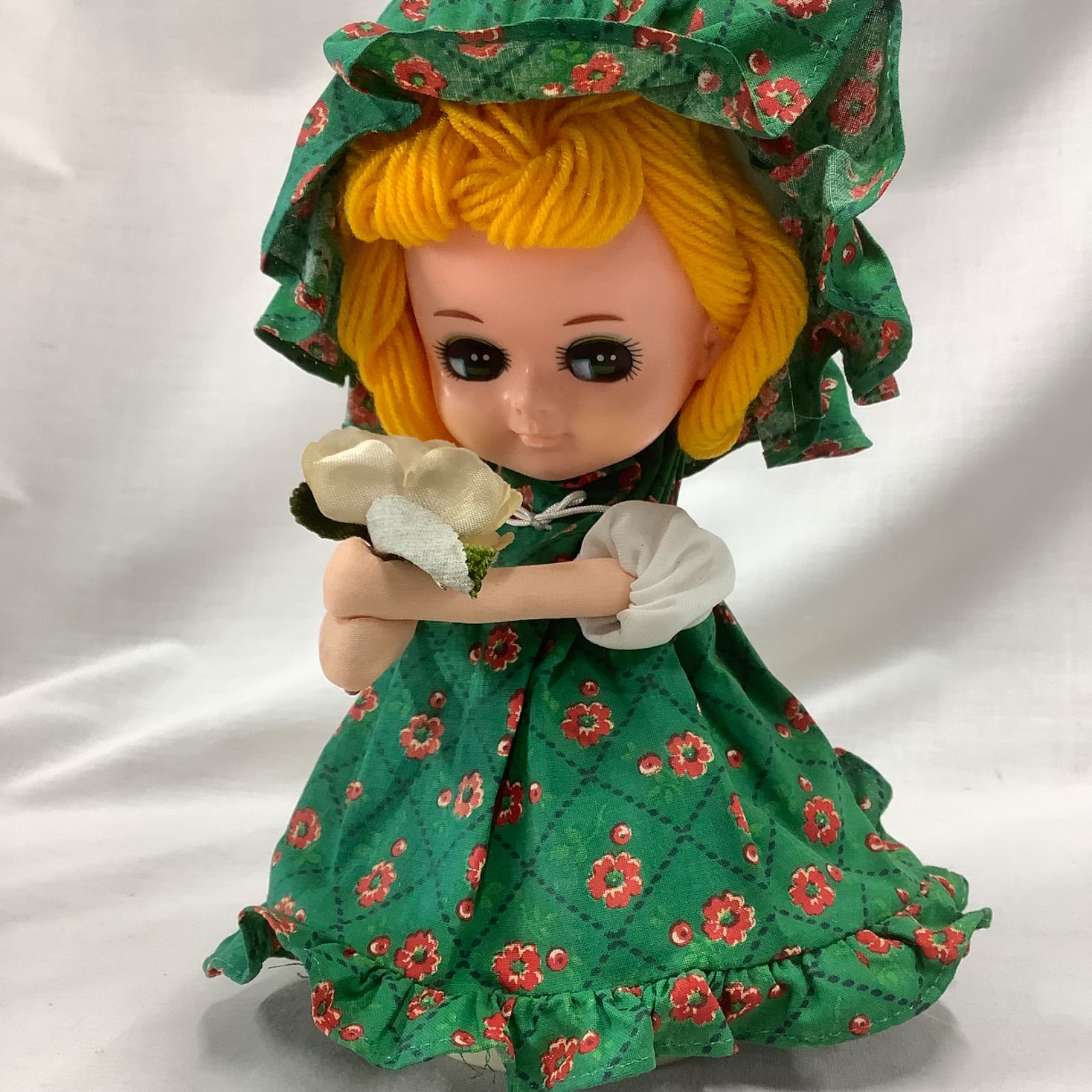 ジャンク】レトロ オルゴール人形 お花も持った女の子 日本製 R411