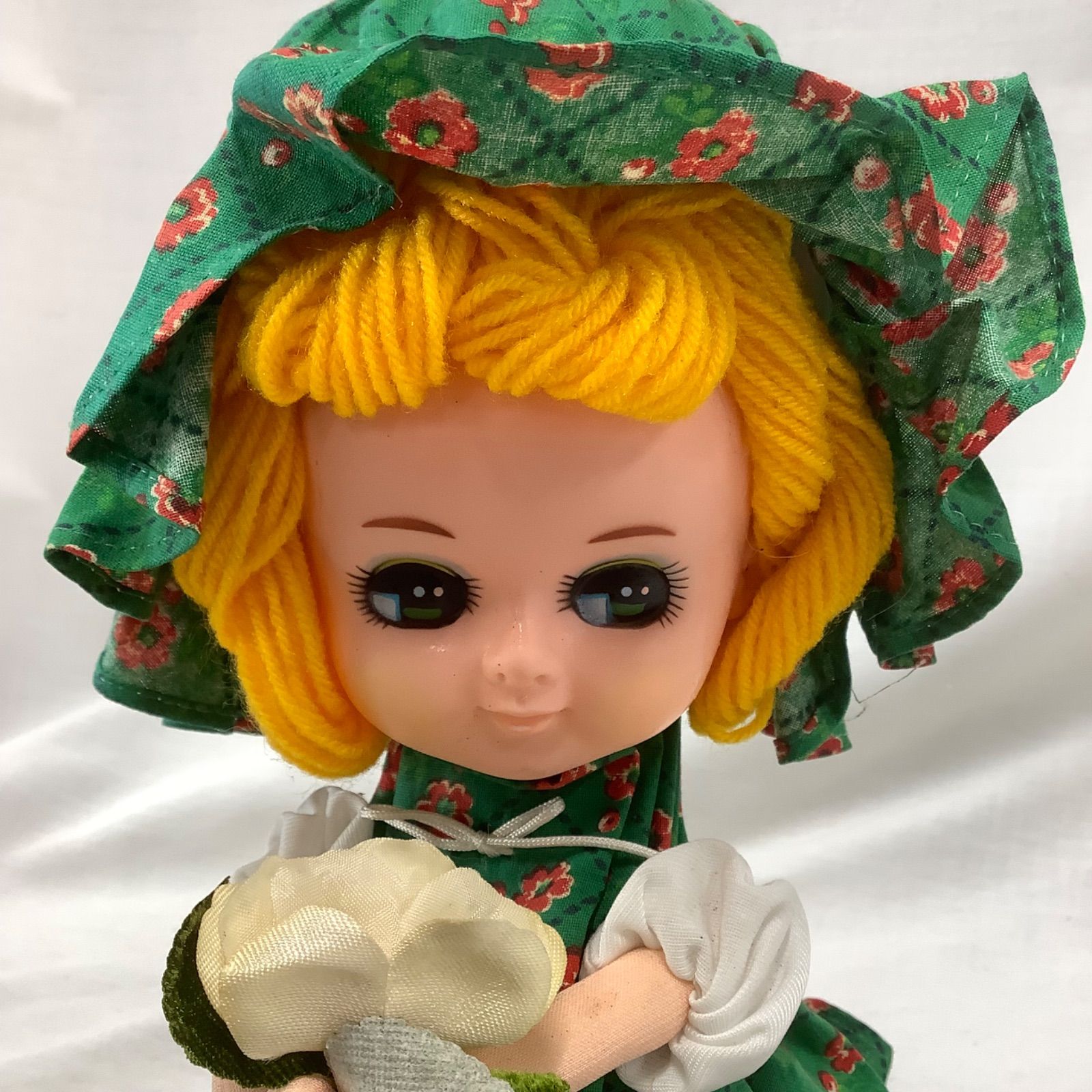 ジャンク】レトロ オルゴール人形 お花も持った女の子 日本製 R411