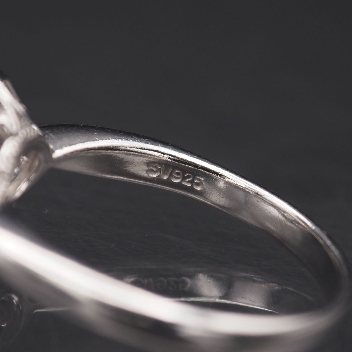 ルビー 特大 キュービック Silver925 リング 10号 L053 キュービックジルコニア サファイア? ブルースピネル? CZ SV925